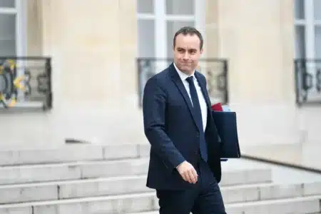 Sébastien Lecornu : un Premier ministre qui garde le silence