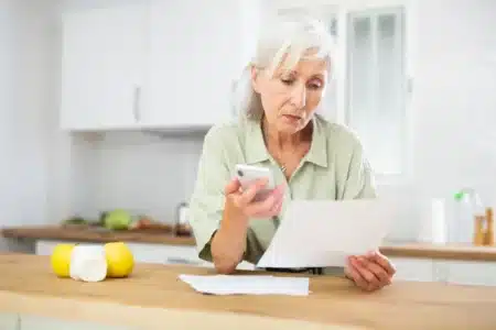 La convocation qui fait tout basculer : pourquoi des milliers de retraités voient leur pension disparaître