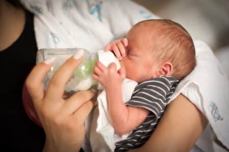 Laits infantiles : Guigoz, Nidal et Picot rappelés pour risque de contamination