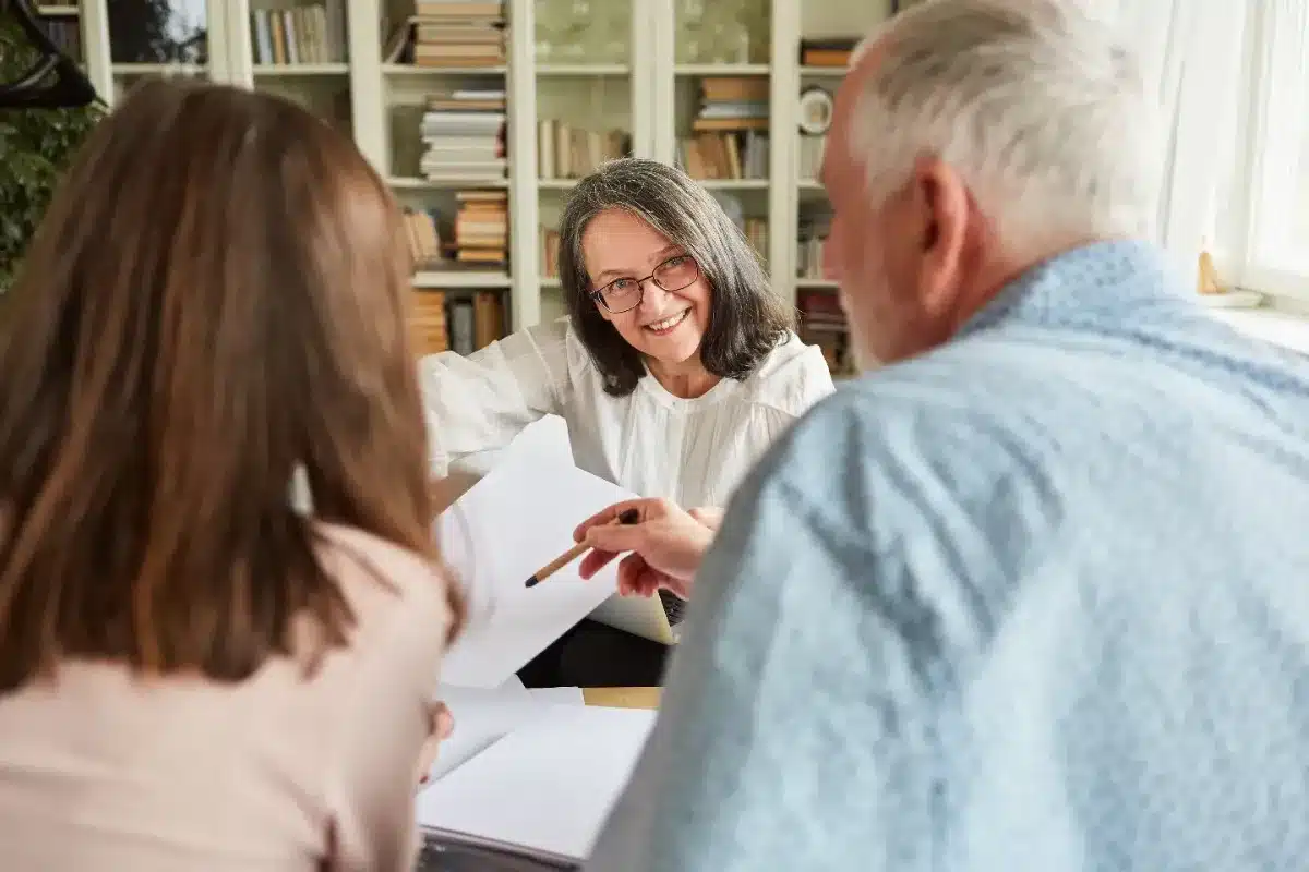Parents, attention : l’erreur bancaire qui peut coûter très cher lors de la succession