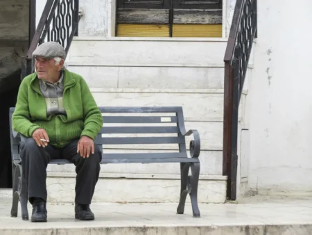 Il passe à côté de sa retraite pendant 15 ans… et empoche 106 000 € d’un coup