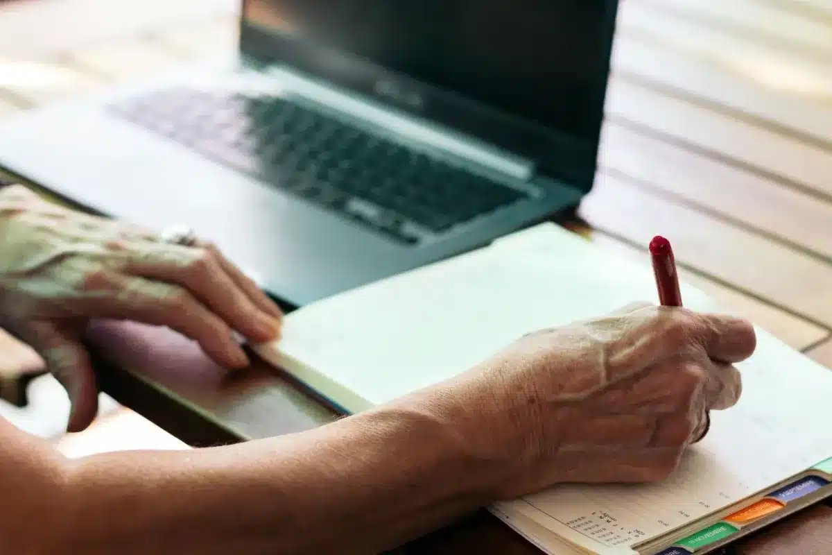 Le service militaire enfin reconnu pour partir plus tôt à la retraite… mais ce détail peut tout faire capoter