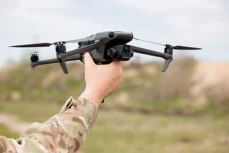 Airbus teste avec succès son drone anti-kamikaze Bird of Prey