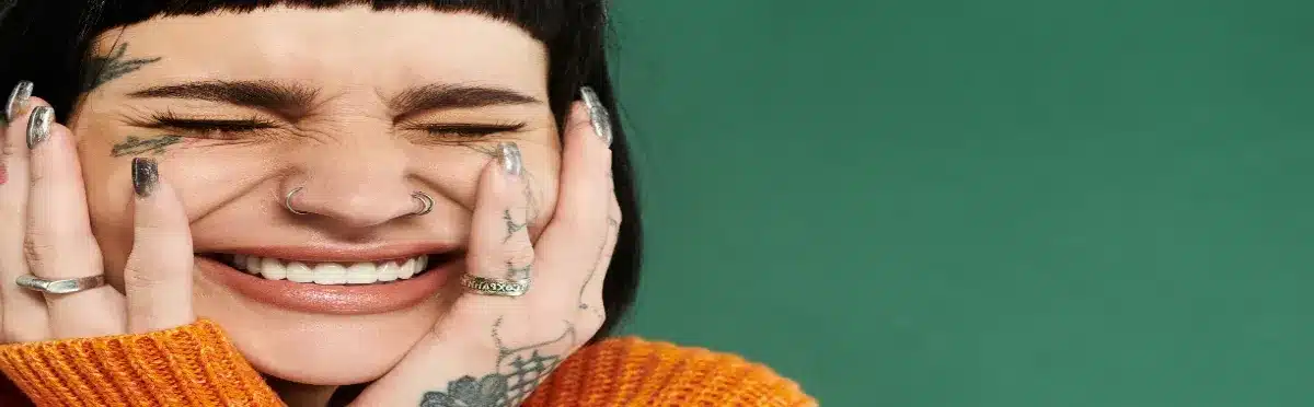 Les tatouages pourraient affecter votre vue : ce que disent deux optométristes