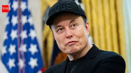 « Ne confondez pas scolarité et éducation » : cette phrase d'Elon Musk sur Harvard fait réagir les diplômés, et le débat est loin d'être clos