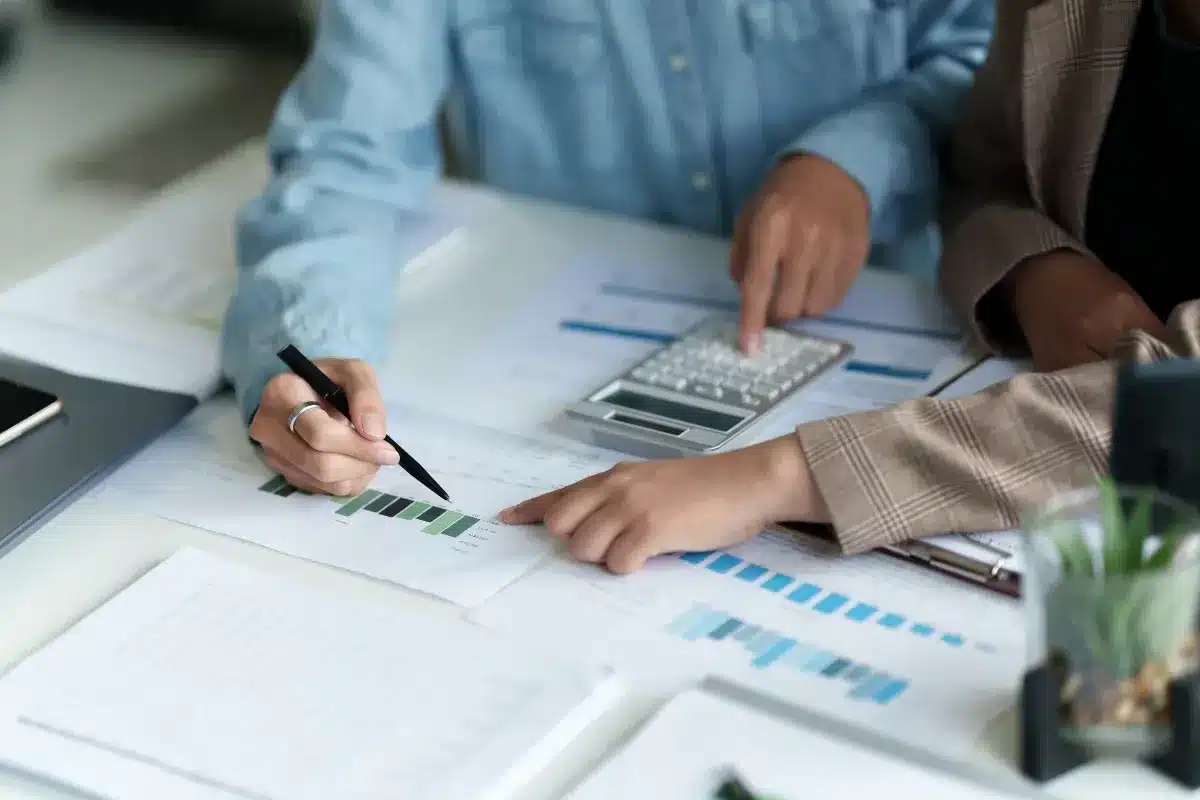 Pension de réversion : la suspension de la réforme des retraites pourrait changer ce que vous touchez, et beaucoup de veuves ne le savent pas encore