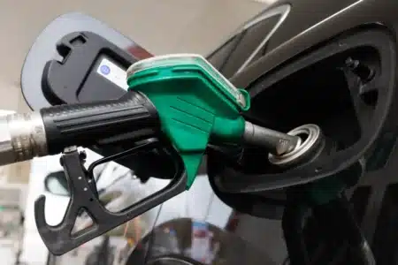 Trois millions de Français vont bénéficier d'une aide carburant de 100 € : quelles sont les conditions d'obtention ?