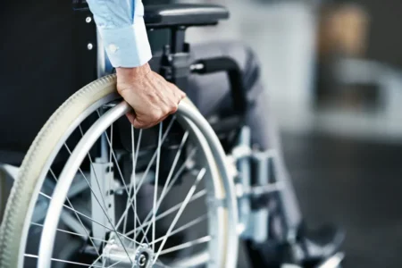 Ces 3 inventeurs du Concours Lépine pourraient changer le quotidien de 400 000 Français en fauteuil roulant
