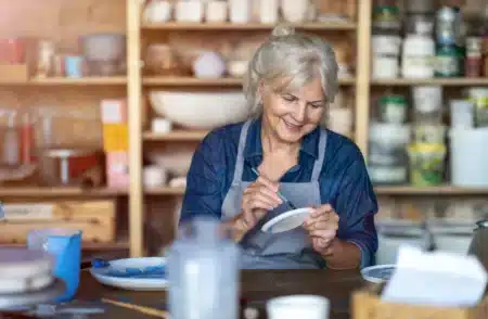 Mauvaise nouvelle pour les retraités qui cumulent un emploi : les nouvelles règles vont réduire ce que vous touchez réellement