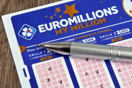 Elle achète un ticket à 10,50 € dans un tabac de village : cette Gardoise joueuse occasionnelle repart avec un million d'euros à l'Euromillions