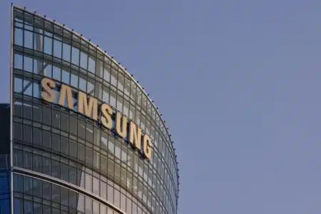 78 000 employés de Samsung ont menacé de faire grève : ils vont finalement toucher 290 000 € chacun grâce aux profits de l'IA
