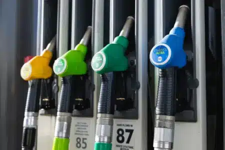 Cette aide de 100€ pour les grands rouleurs a déjà attiré 439.339 demandes en quatre jours : près de 3 millions d'automobilistes y ont droit et beaucoup ne le savent pas encore
