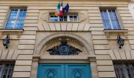 Neuf cents euros la licence, 1 300 euros le master : ce rapport veut quintupler les frais d'inscription à l'université et déclenche un vif débat