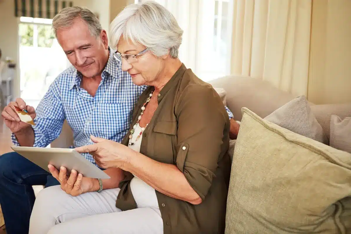 Mauvaise nouvelle pour les couples non mariés : la pension de réversion leur est interdite, mais des solutions existent pour contourner ce vide