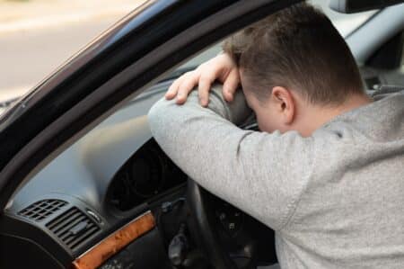 Sécurité routière : 75 % des conducteurs professionnels déclarent rouler en état de fatigue