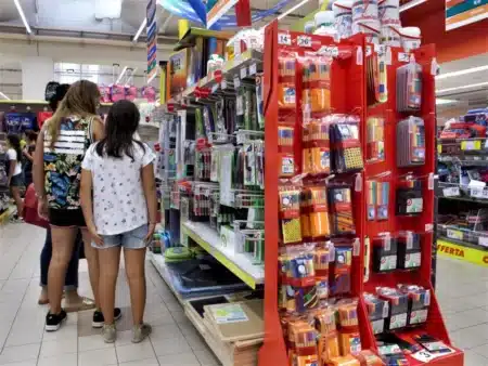 Avant de dépenser l'allocation de rentrée scolaire du 18 août, vérifiez ce plafond de revenus que beaucoup de familles dépassent sans le savoir