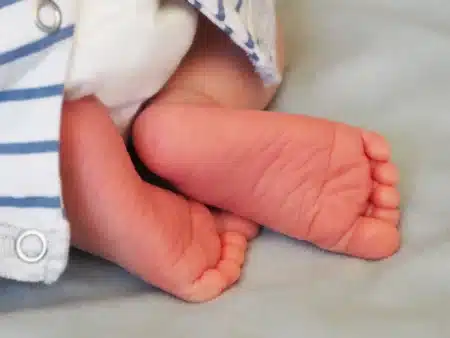 Congé de naissance : le montant des indemnités est décevant, et ça diminue au fur et à mesure