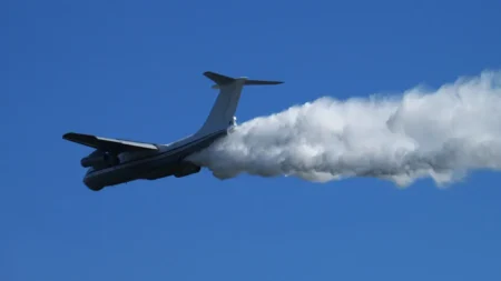 Le gouvernement mobilise un avion militaire A400M contre les incendies : il devrait arriver à la fin du mois