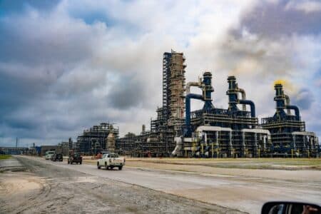 raffinerie-dangote-kenya-milliards