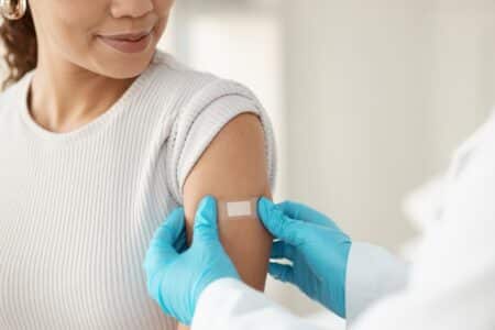 Santé : la Haute Autorité de santé recommande la vaccination obligatoire pour les soignants