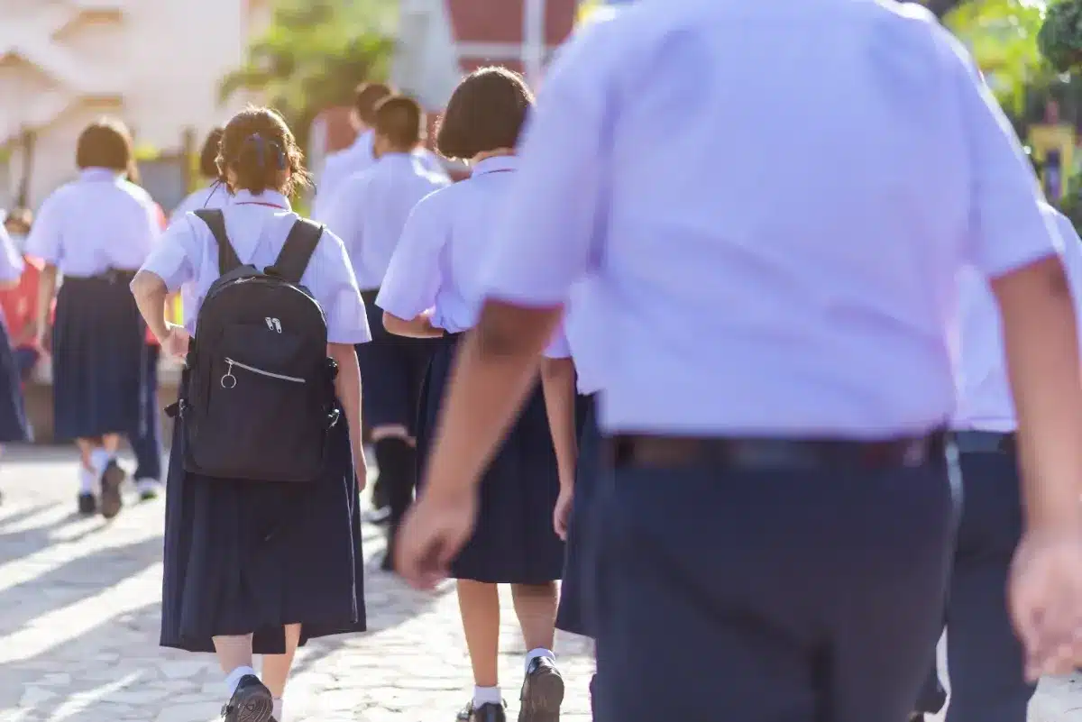 L'expérimentation de l'uniforme à l'école prend fin : les directeurs dressent un bilan mitigé