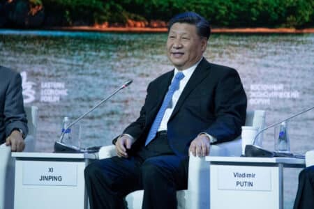 Xi Jinping appelle à une coopération mondiale sur l'IA