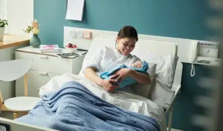 Ni médecin ni ingénieur : c'est un mécanicien de Lanús qui a révolutionné l'accouchement, les obstétriciens du monde entier confirment