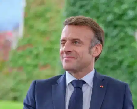 Pourquoi Macron a quitté la plage de Brégançon en urgence : les coulisses d'une décision historique que personne n'attendait en plein mois d'août