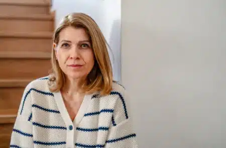 Pourquoi certains neurologues surveillent ce signe bien avant les pertes de mémoire : il apparaît parfois 10 ans avant le diagnostic d'Alzheimer