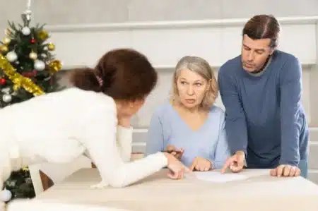 Succession : Les enfants peuvent-ils toucher leur part d’héritage à la mort du premier parent ?