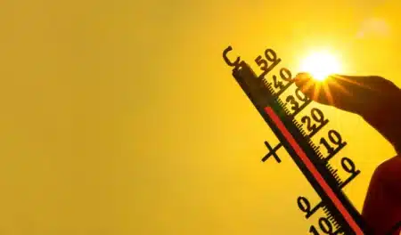 Canicule : 37 départements en vigilance jaune ce lundi 3 août, la moitié est du pays sous surveillance