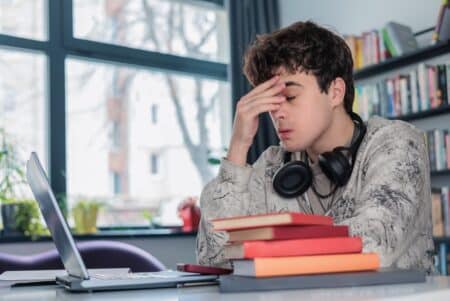 Logement, alimentation, transports : le coût de la vie explose pour les étudiants