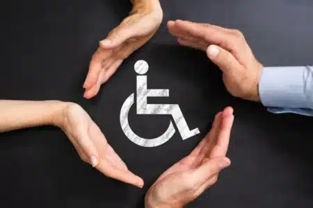 Mauvaise nouvelle pour 15 000 allocataires handicapés : la CAF met fin au cumul AAH et ASS dès janvier