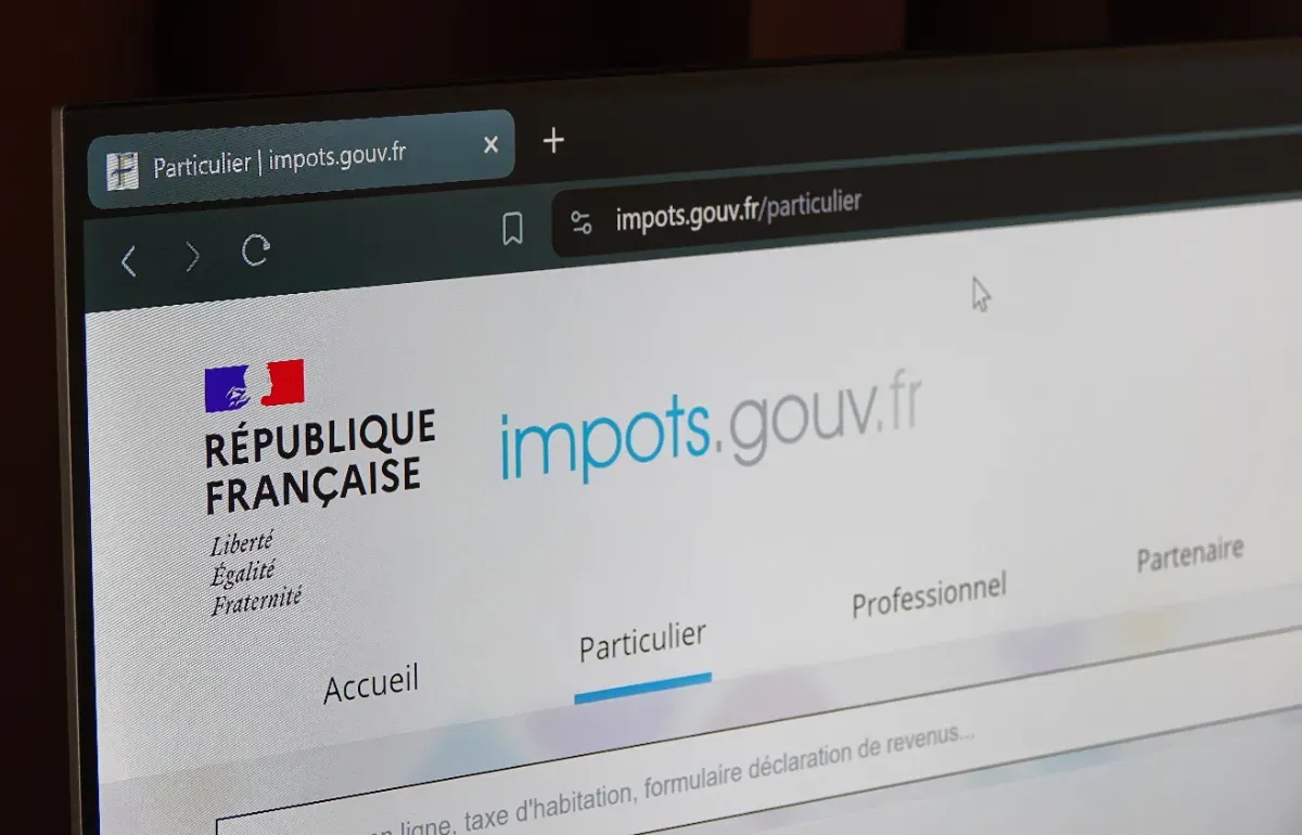 Mauvaise nouvelle pour les contribuables : le fisc prélèvera directement votre compte bancaire le 25 septembre 2026, voici qui est concerné