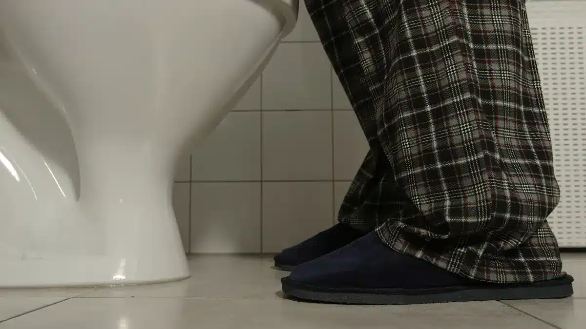 « Je me levais 4 fois par nuit » : un retraité de 68 ans applique ces conseils et retrouve enfin un sommeil complet sans interruption