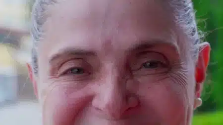 María Luisa López a 100 ans et ne cache pas son secret : « le vin m'a aidée à arriver où je suis », les gériatres réagissent