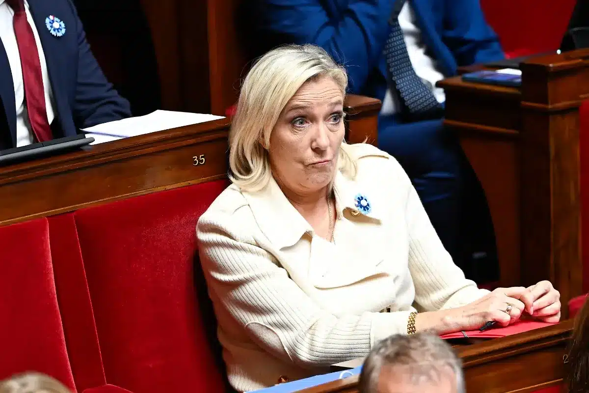 Un magistrat maintient l'inéligibilité de Marine Le Pen pour 2027 : ses avocats parlent d'une décision « purement politique »